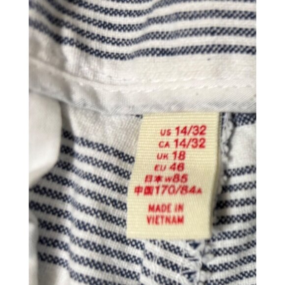 Khaki Gap Girlfriend Short Size 14 Blue white striped Coastal Grandma - Picture 3 of 5